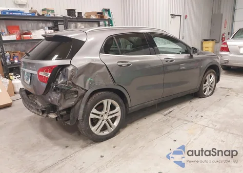 2015 Mercedes-Benz Gla 250 4Matic z USA, uszkodzony, nr VIN WDCTG4GB5FJ062871